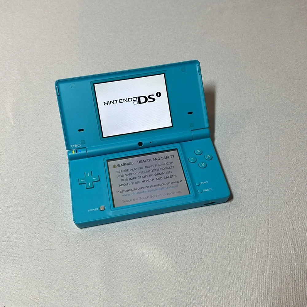 Nintendo DSi WORKING & TESTED in Blue + CHARGER